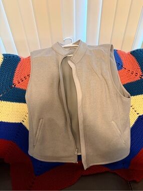 Women's Light Gray Fleece Vest - Cozy Sleeveless Layer